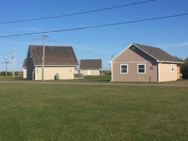 Seaside Chalet,Aboiteau Beach Cottage Rentals,Cap Pele Exterior photo